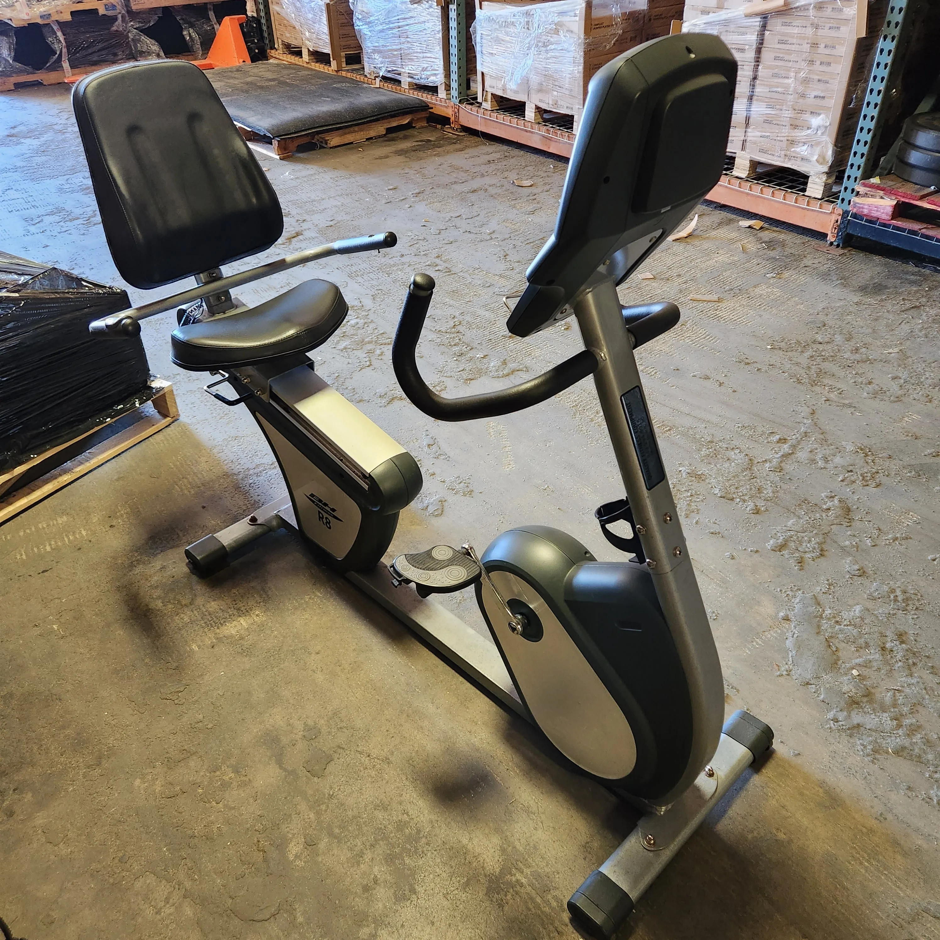 BH Fitness Recumbent Bike R8