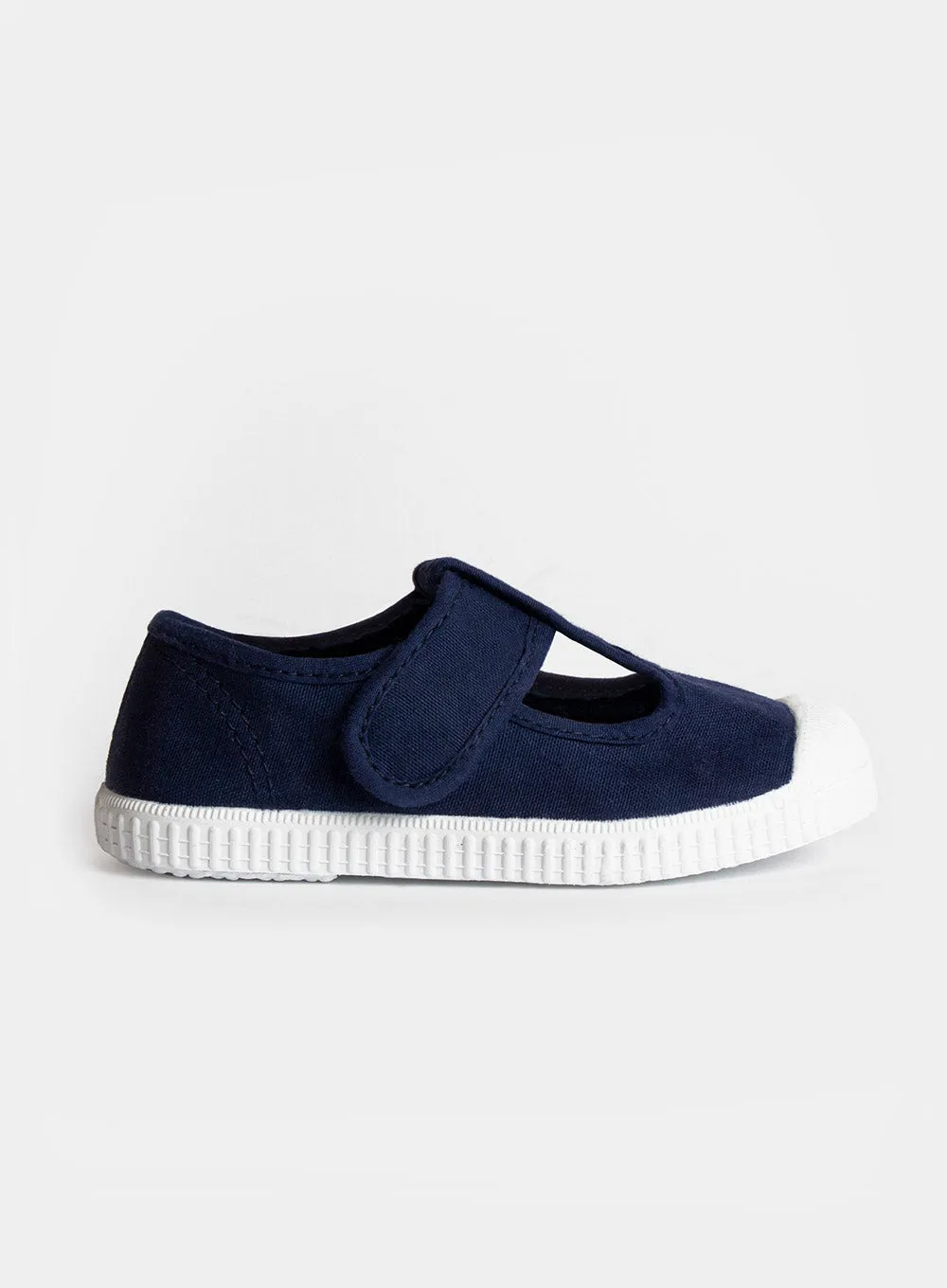 Hampton Canvas Champ Shoes in Navy