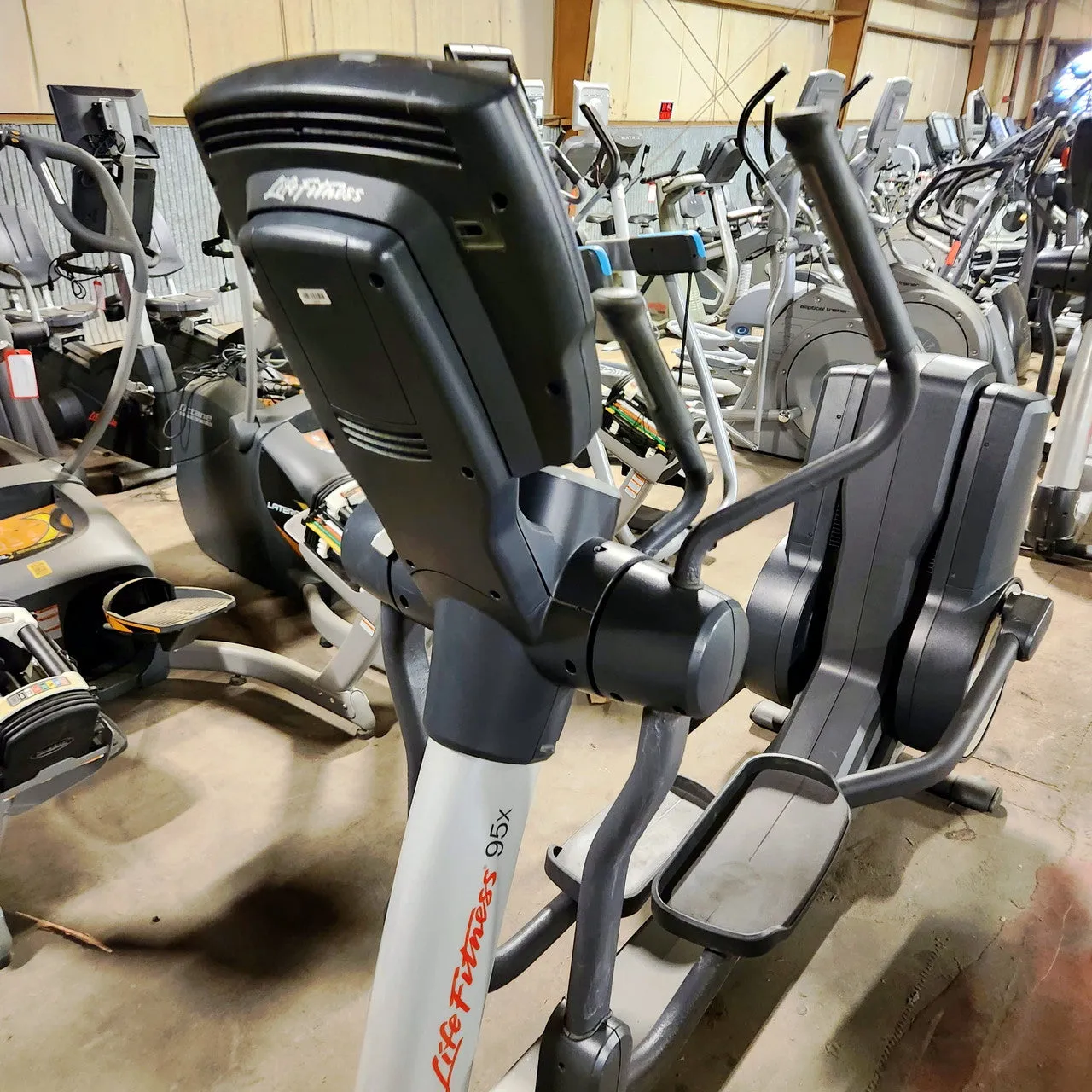 Life Fitness 95X Elliptical with Inspire Console