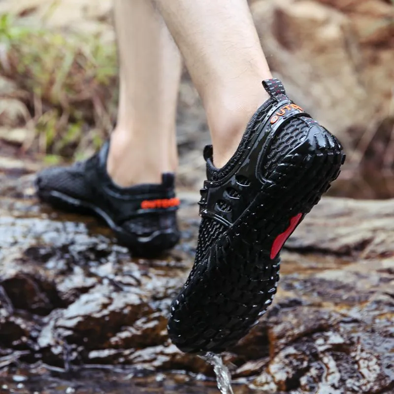 Men's Summer Breathable Mesh Fabrics Quick Drying Water Fitness Sneakers