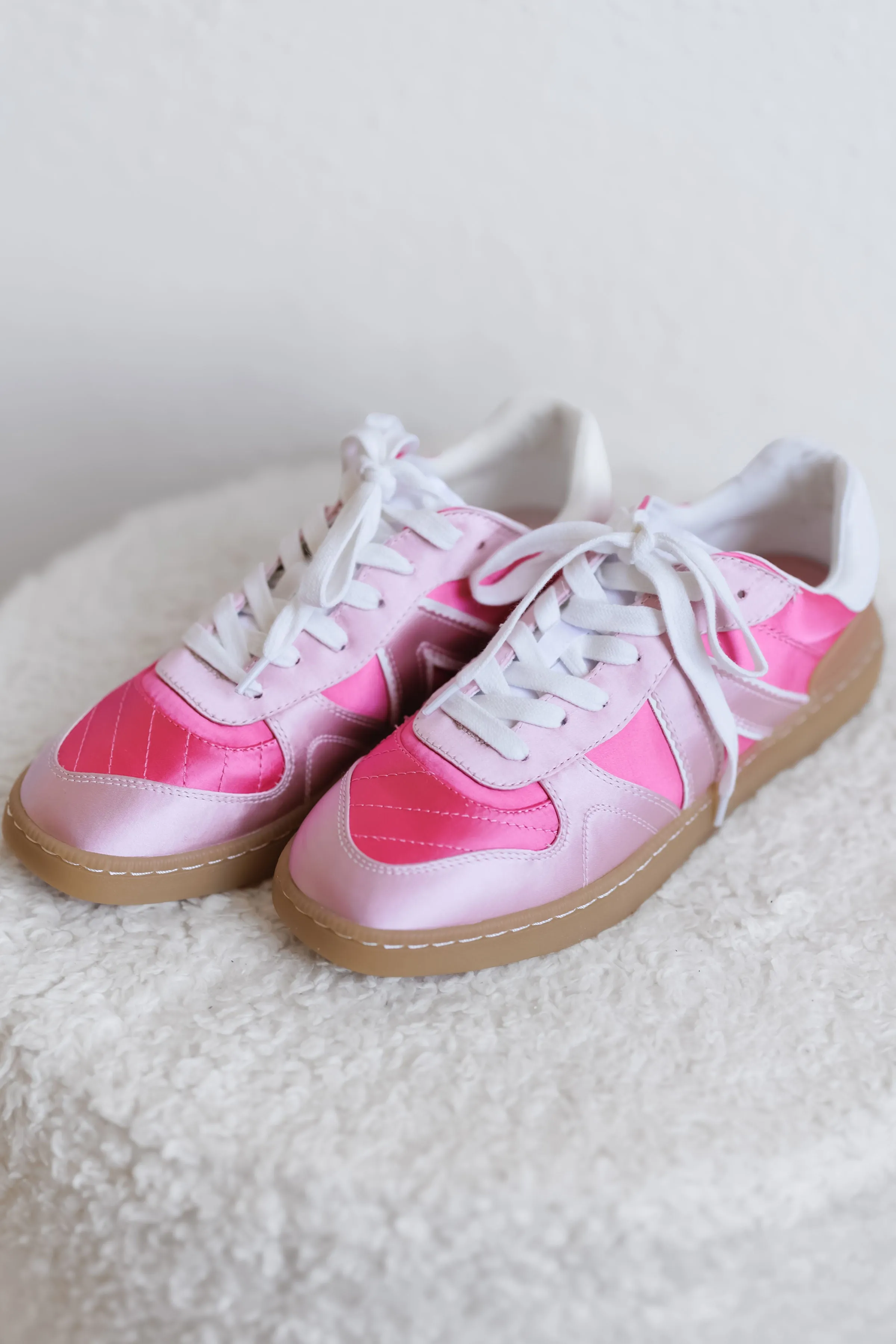 Mia: Vesta Sneaker - Pink/Blush