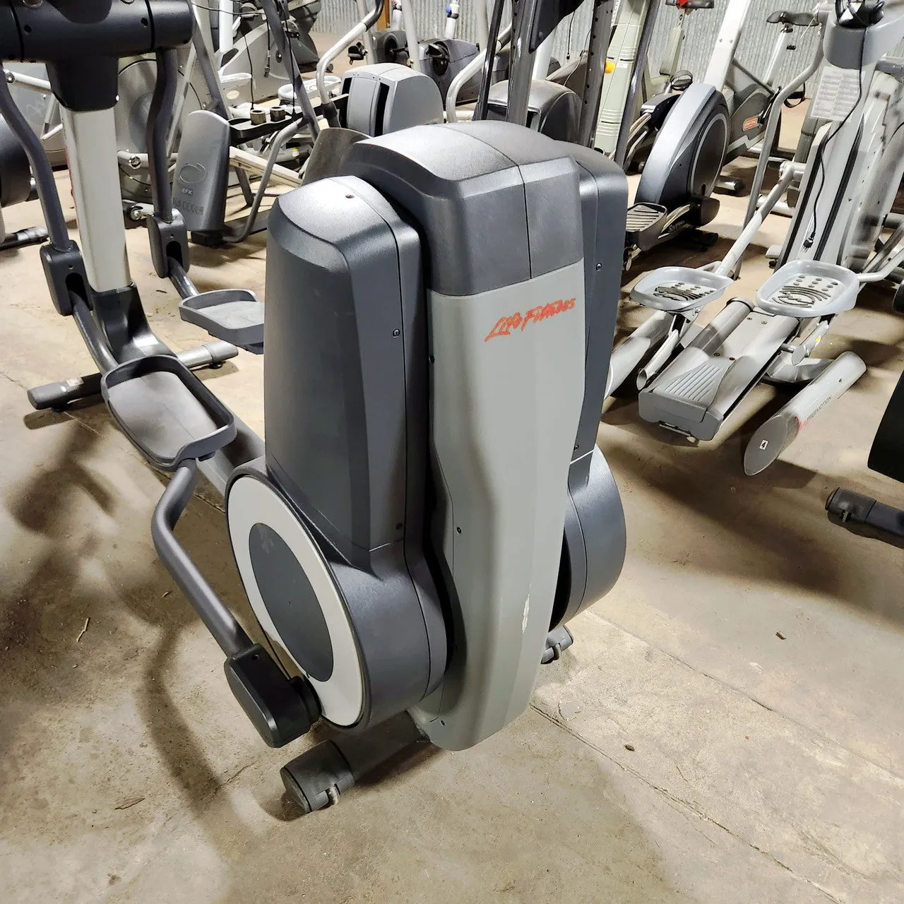 Refurbished Life Fitness 95X Elliptical with Inspire Console