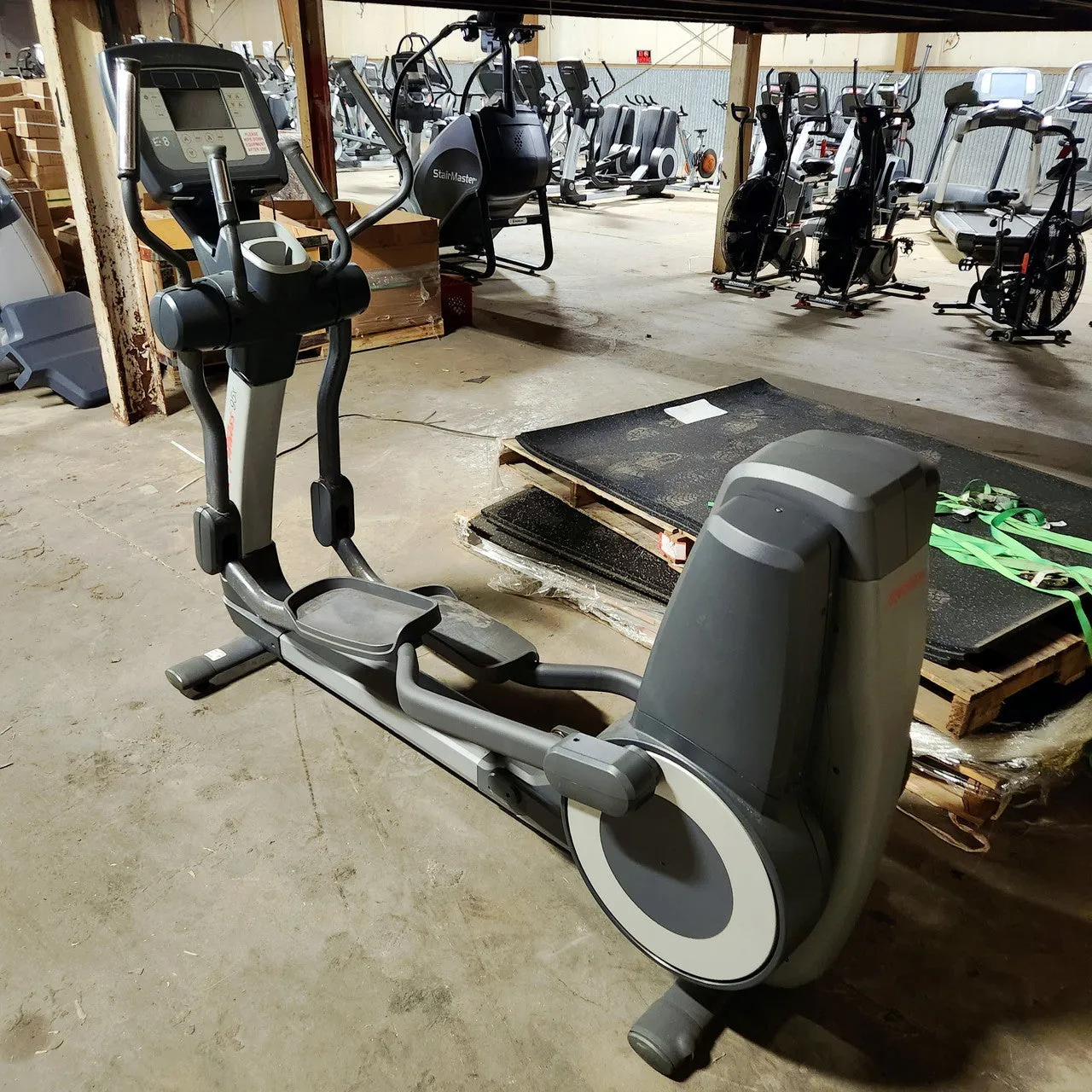 Refurbished Life Fitness 95X Elliptical with Inspire Console