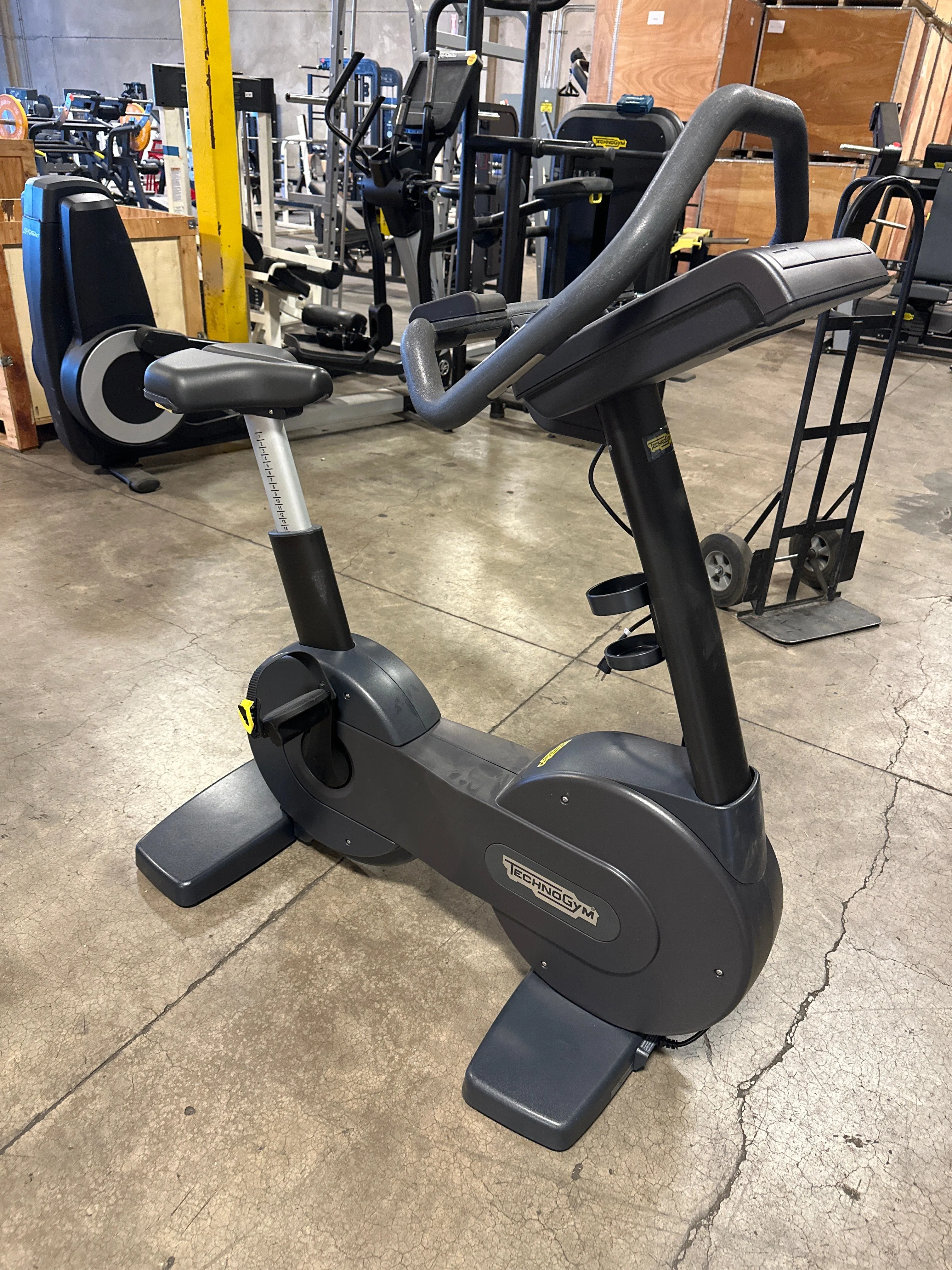 Technogym Upright Bike 1000 (2nd)