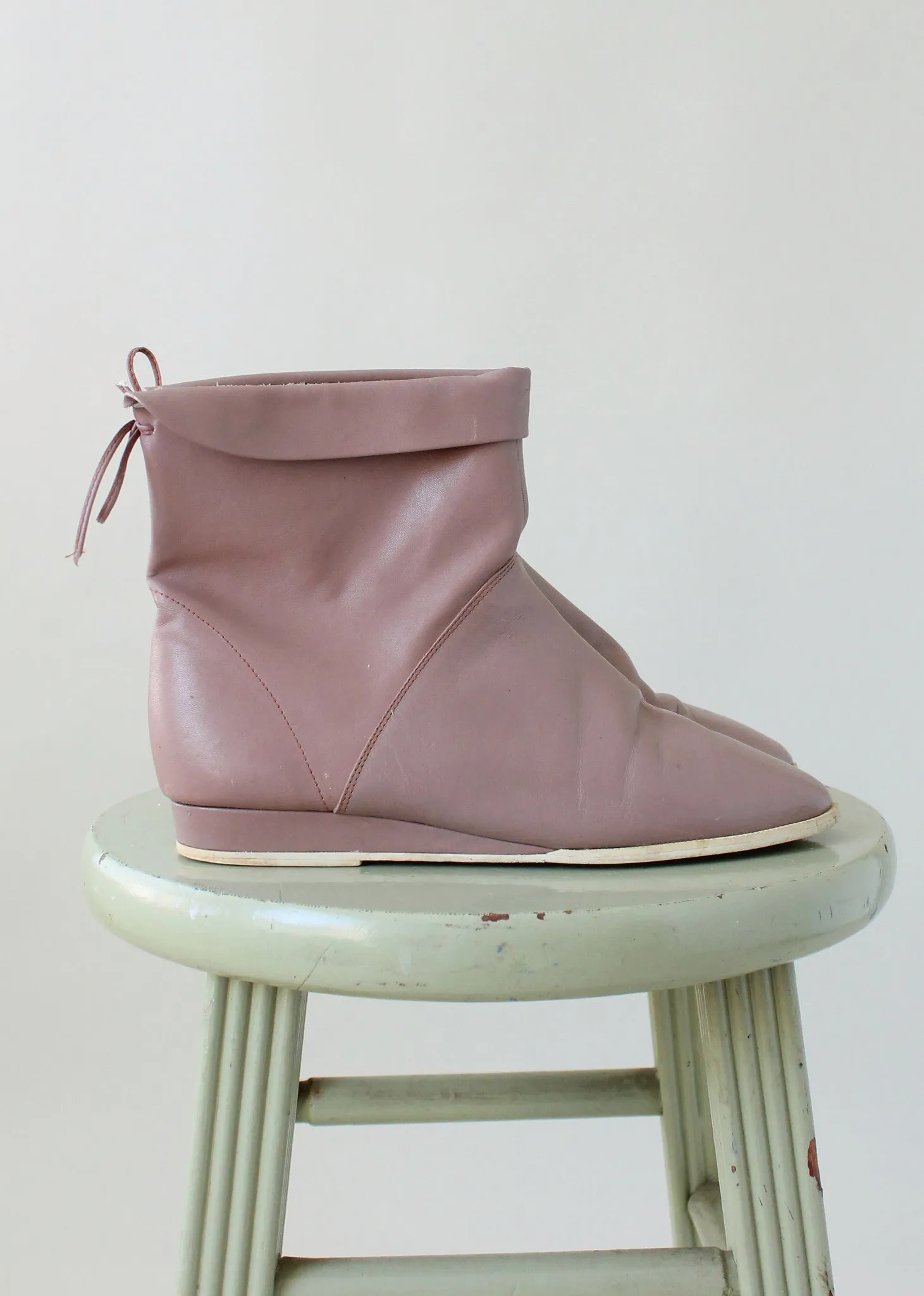 Vintage 1980s Lavender Hippopotamus Boots